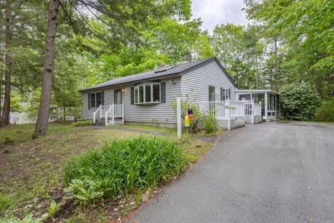 Photo of 11 Frost Brook Lane, Freeport, ME 04032 (MLS # 1664757)