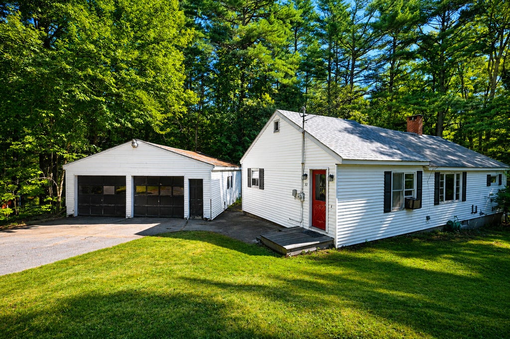 Photo of 32 Farwell Street, Lisbon, ME 04250 (MLS # 1678477)