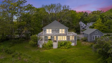 Photo of 34 Langsford Road, Kennebunkport, ME 04046 (MLS # 1663708)