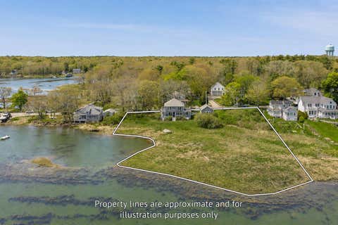 Photo of 34 Langsford Road, Kennebunkport, ME 04046 (MLS # 1663708)