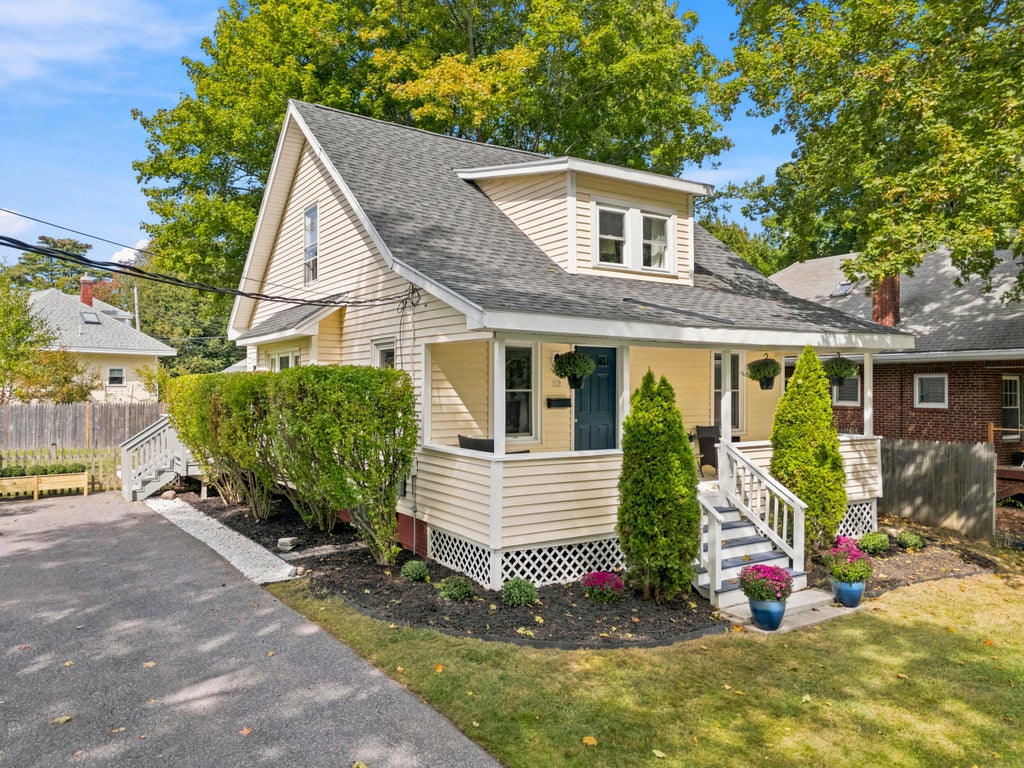 Photo of 52 Dennett Street, Portland, ME 04102 (MLS # 1682446)
