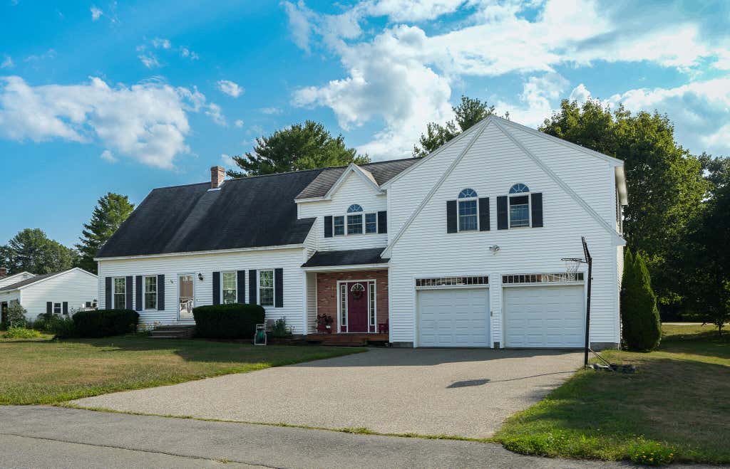 Photo of 2 Jay Drive, Biddeford, ME 04005 (MLS # 1677572)