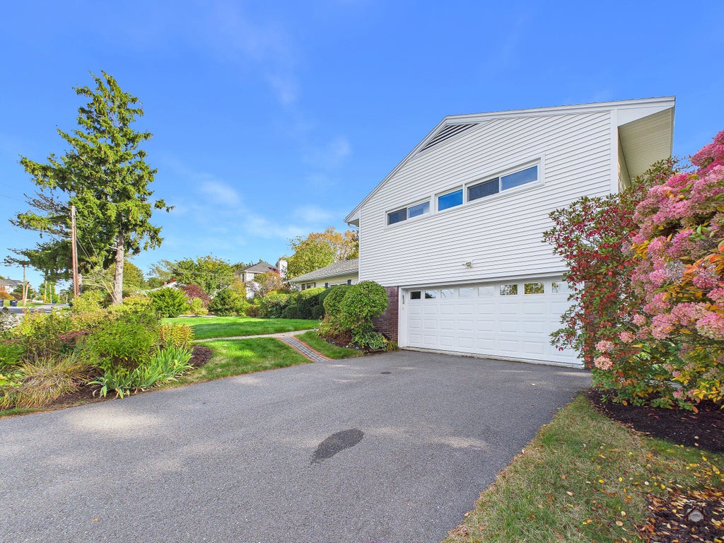 Photo of 124 Linden Street, Bangor, ME 04401 (MLS # 1684159)