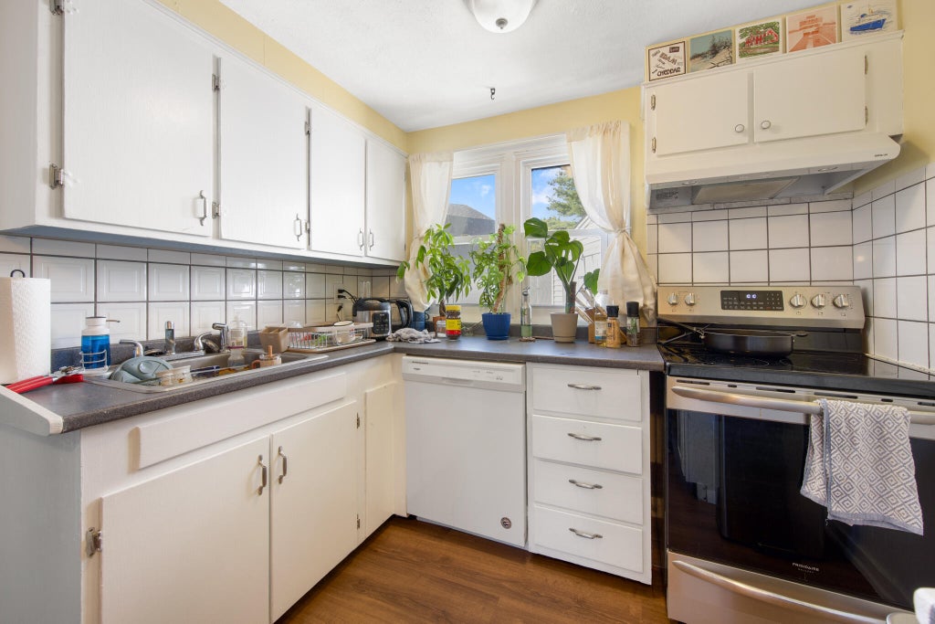 Photo of 4 Nash Street, Bangor, ME 04401 (MLS # 1679850)