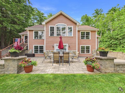 Photo of 25 Danforth Drive, Monmouth, ME 04259 (MLS # 1672477)
