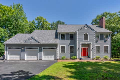 Photo of 148 Hunter Way, Falmouth, ME 04105 (MLS # 1676140)