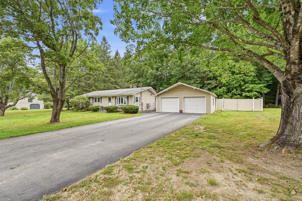 Photo of 32 Mountain View Drive, Paris, ME 04281 (MLS # 1680471)