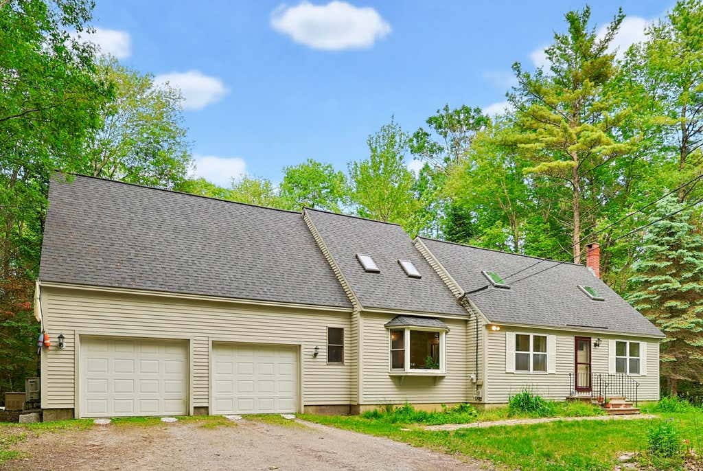 Photo of 633 Harpswell Road, Brunswick, ME 04011 (MLS # 1667839)