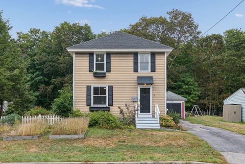 Photo of 15 Lincoln Street, Gorham, ME 04038 (MLS # 1679795)