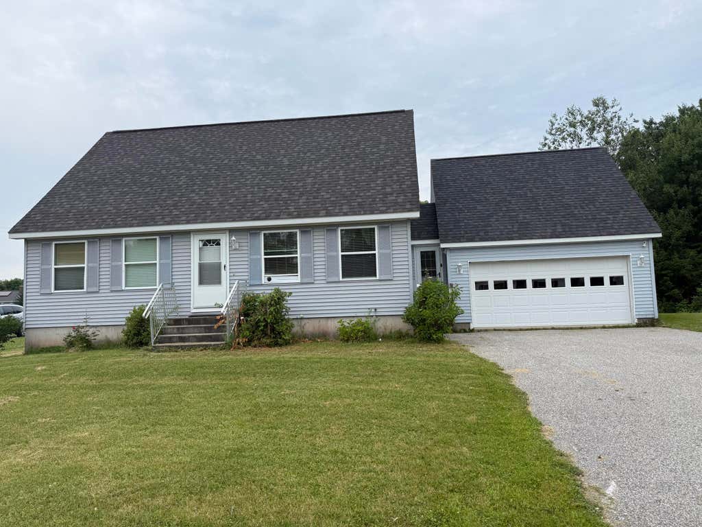 Photo of 14 Darcy Drive, Lewiston, ME 04240 (MLS # 1671650)