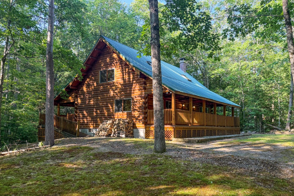 Photo of 4 Stubs Way, Lovell, ME 04051 (MLS # 1651370)