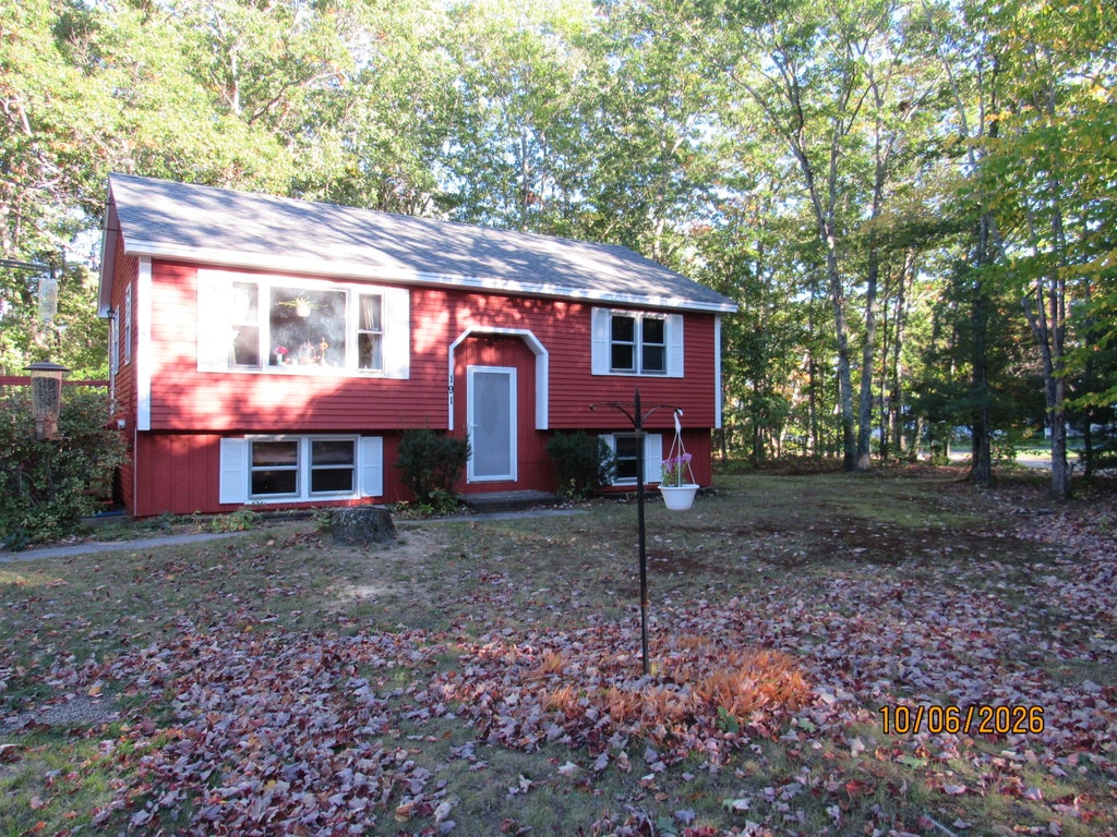 Photo of 191 Westview Drive, Sanford, ME 04073 (MLS # 1683775)