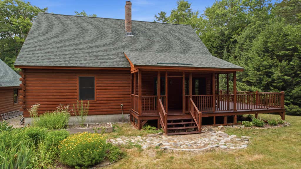 Photo of 59 Glenwood Hill Road, Brunswick, ME 04011 (MLS # 1672240)
