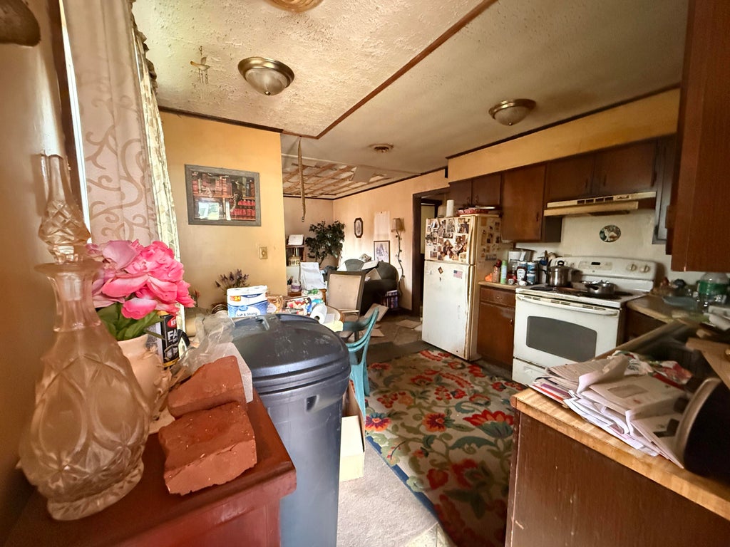 Photo of 42 Ward Street, Presque Isle, ME 04769 (MLS # 1684901)