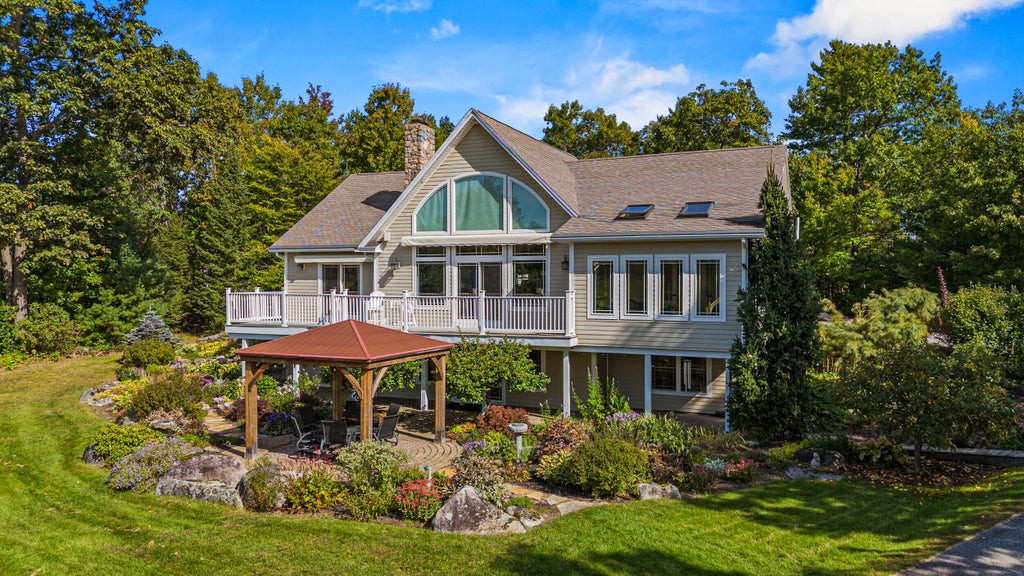 Photo of 17 Peak View Lane, Bridgton, ME 04009 (MLS # 1682154)