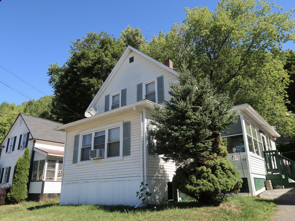 Photo of 63 Mount Vernon Avenue, Augusta, ME 04330 (MLS # 1678638)