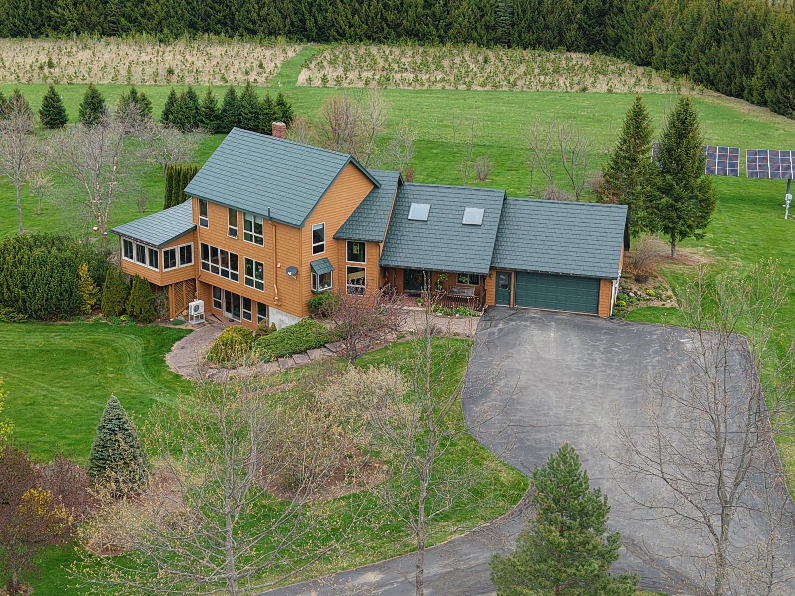 Presque Isle, Maine, 04769, United States, 5 Bedrooms Bedrooms, ,4 BathroomsBathrooms,Residential,Active,2041567