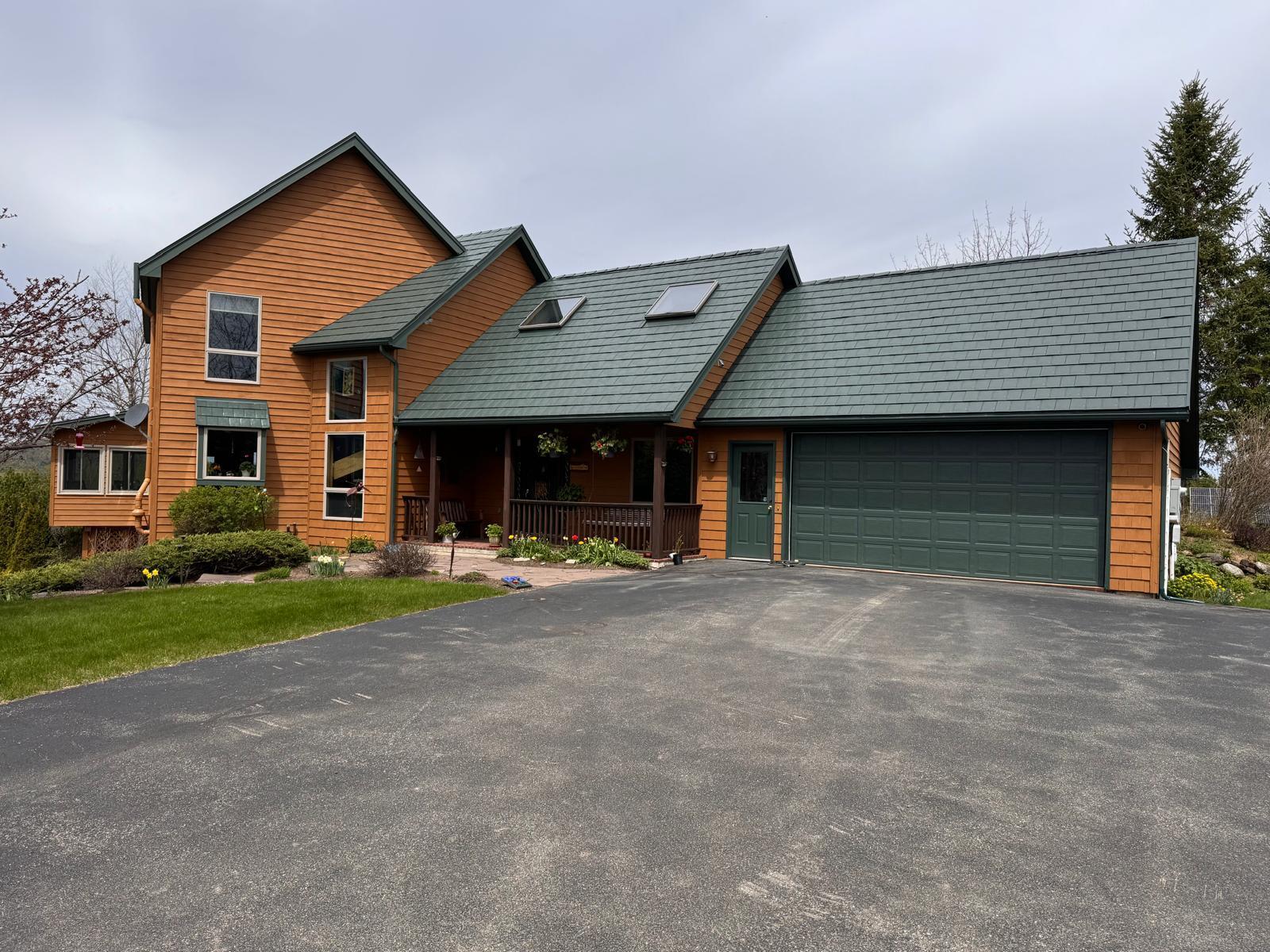 Presque Isle, Maine, 04769, United States, 5 Bedrooms Bedrooms, ,4 BathroomsBathrooms,Residential,Active,2041567