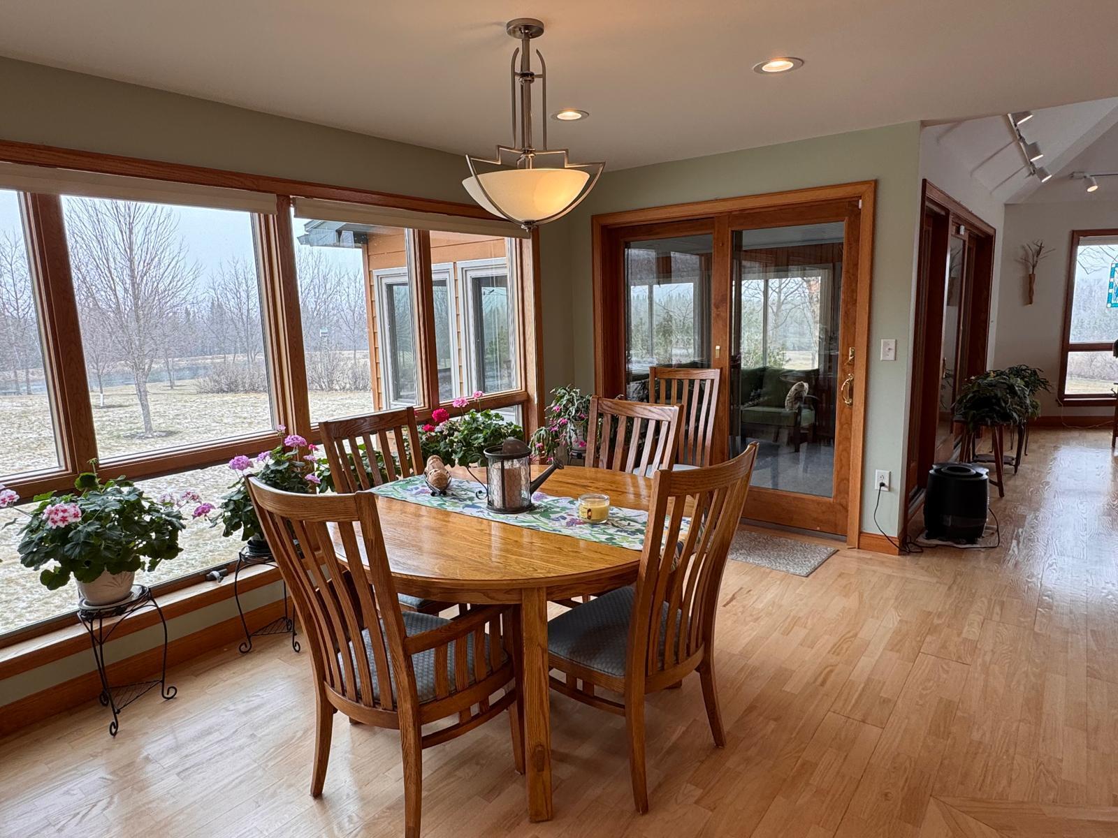 Presque Isle, Maine, 04769, United States, 5 Bedrooms Bedrooms, ,4 BathroomsBathrooms,Residential,Active,2041567