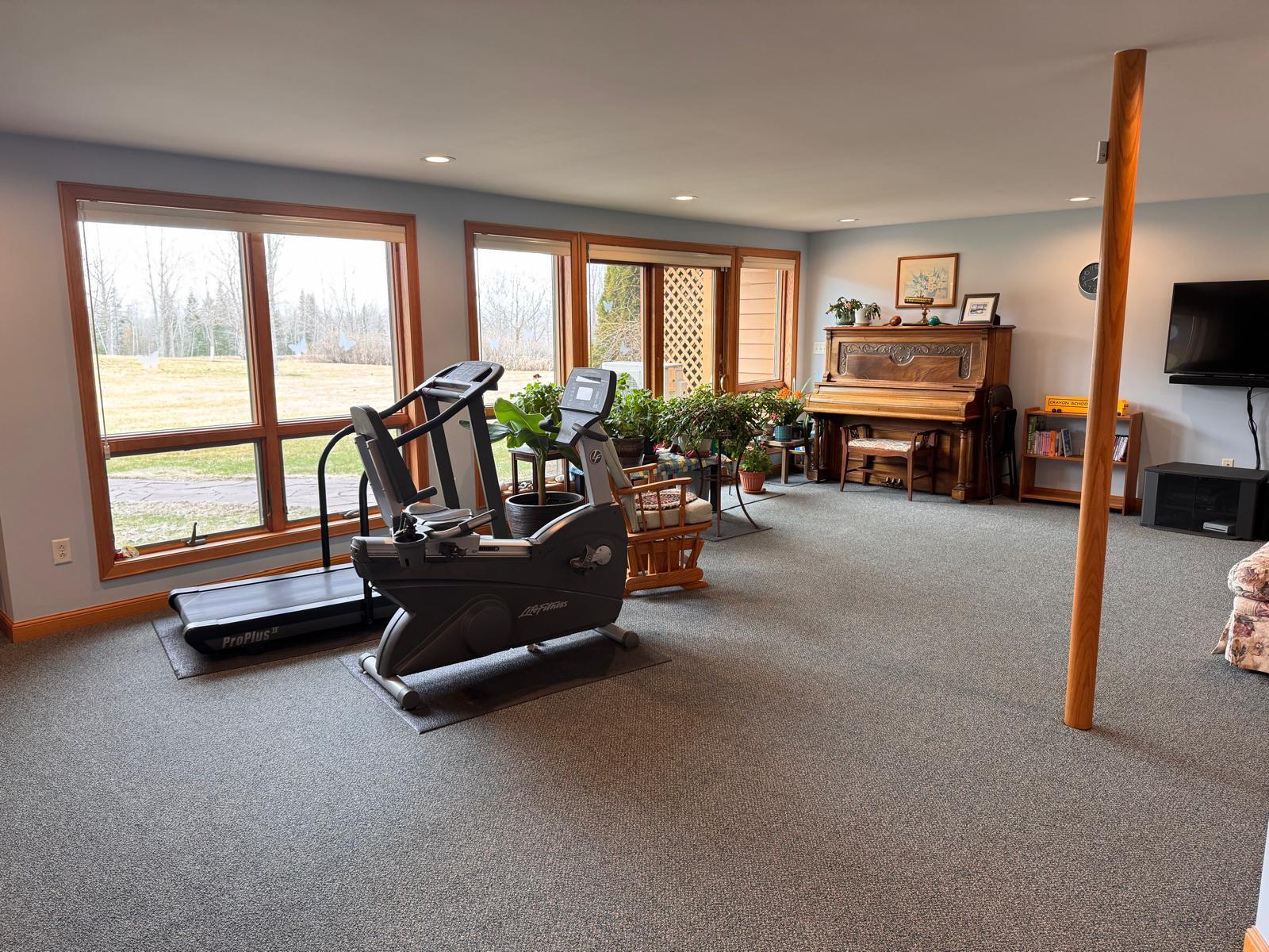 Presque Isle, Maine, 04769, United States, 5 Bedrooms Bedrooms, ,4 BathroomsBathrooms,Residential,Active,2041567