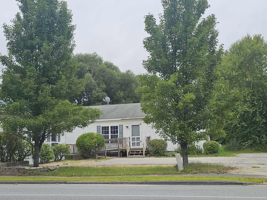 Photo of 95 Pleasant Street, Oxford, ME 04270 (MLS # 1676541)