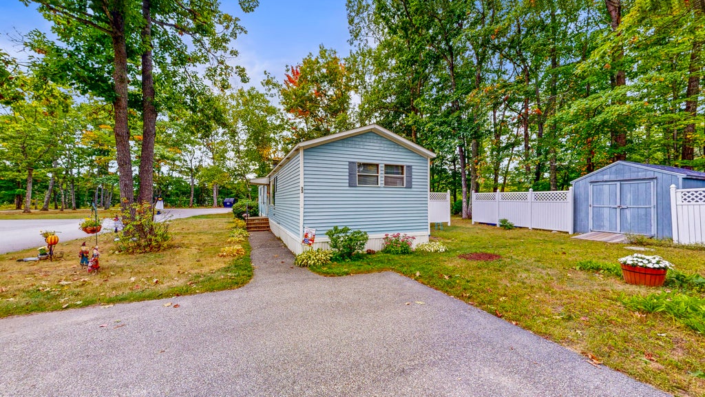 Photo of 33 Oakwood Drive, Turner, ME 04282 (MLS # 1681718)