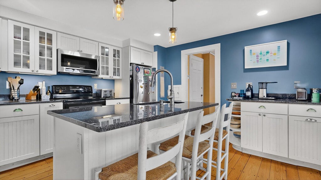 Photo of 70 Winter Street, Portland, ME 04102 (MLS # 1681421)