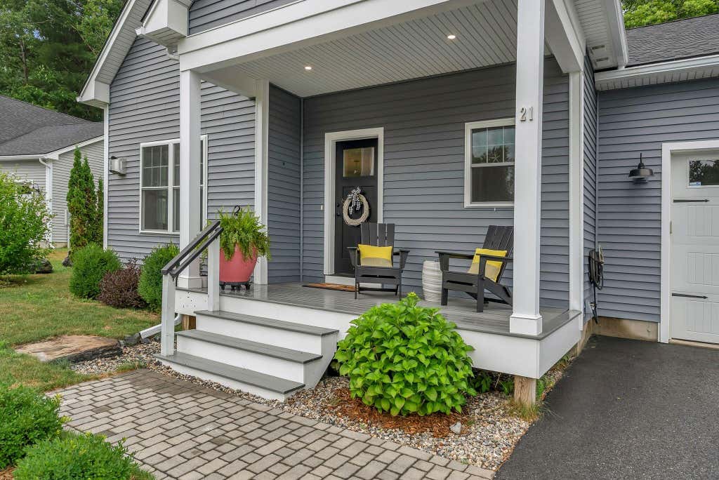 Photo of 21 Youngs Lane #7, Freeport, ME 04032 (MLS # 1674845)