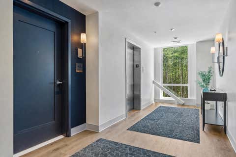 Photo of 267 US Route 1 #401, Falmouth, ME 04105 (MLS # 1676078)