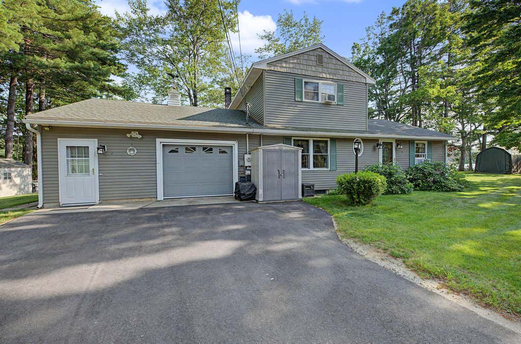 Photo of 4 Schellinger Road, Poland, ME 04274 (MLS # 1670841)