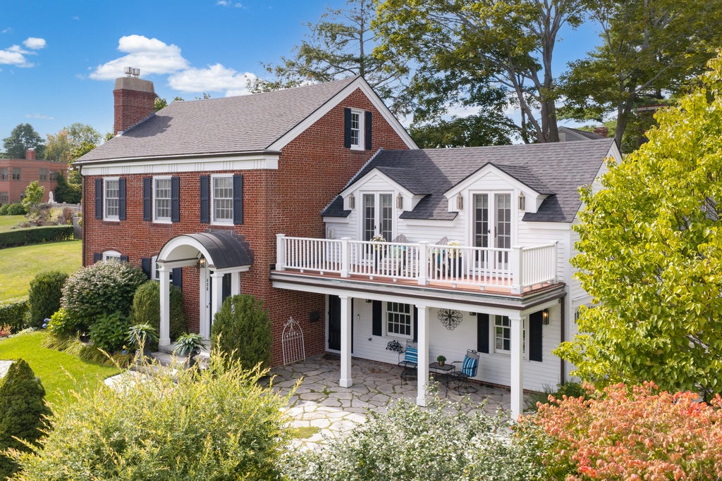 Photo of 436 Baxter Boulevard, Portland, ME 04103 (MLS # 1681611)