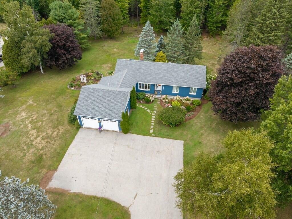 Photo of 2072 Skyway Valley, Hermon, ME 04401 (MLS # 1681203)