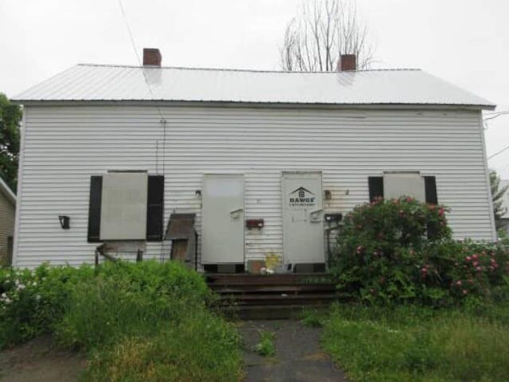 Photo of 29 Milburn Street, Skowhegan, ME 04976 (MLS # 1671901)