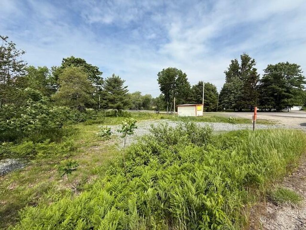 Photo of 951 US-202, Greene, ME 04236 (MLS # 1671915)