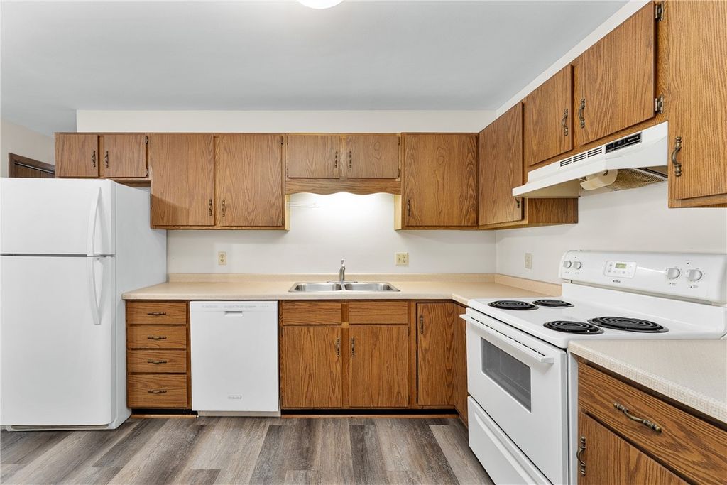 Photo of 311 Harvest Lane 2 #2, Altoona, WI 54720 (MLS # 1598202)