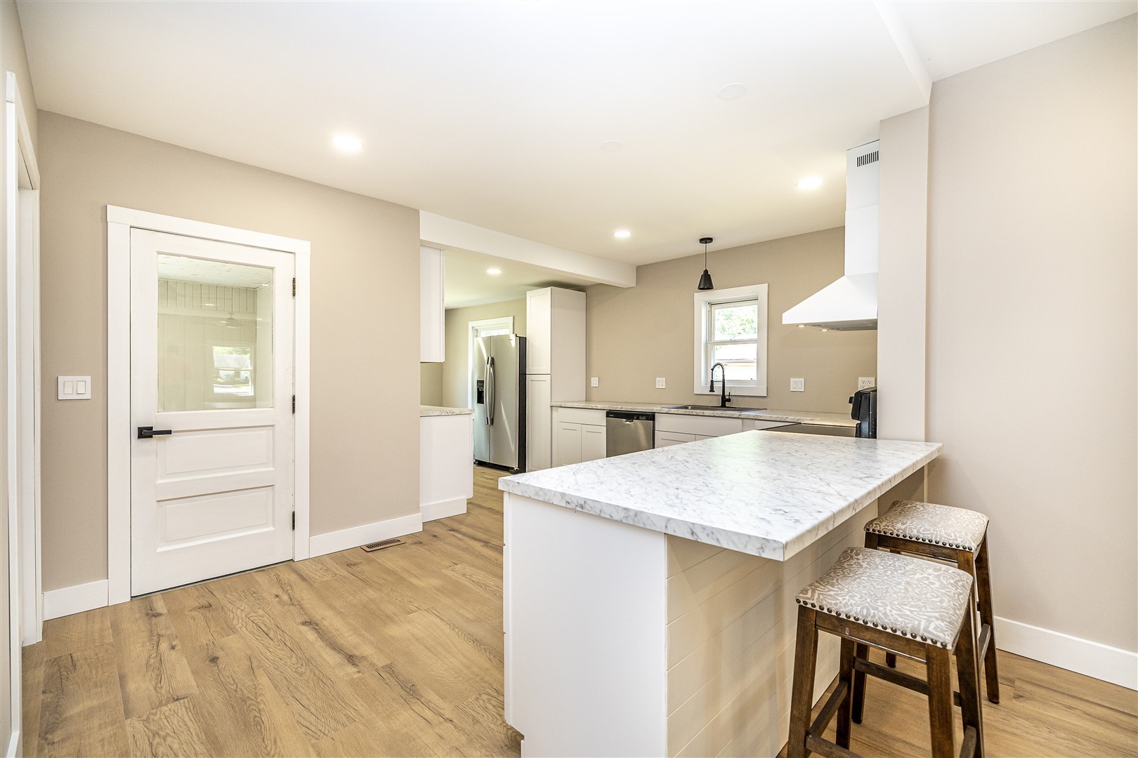 257 W Madison Street
