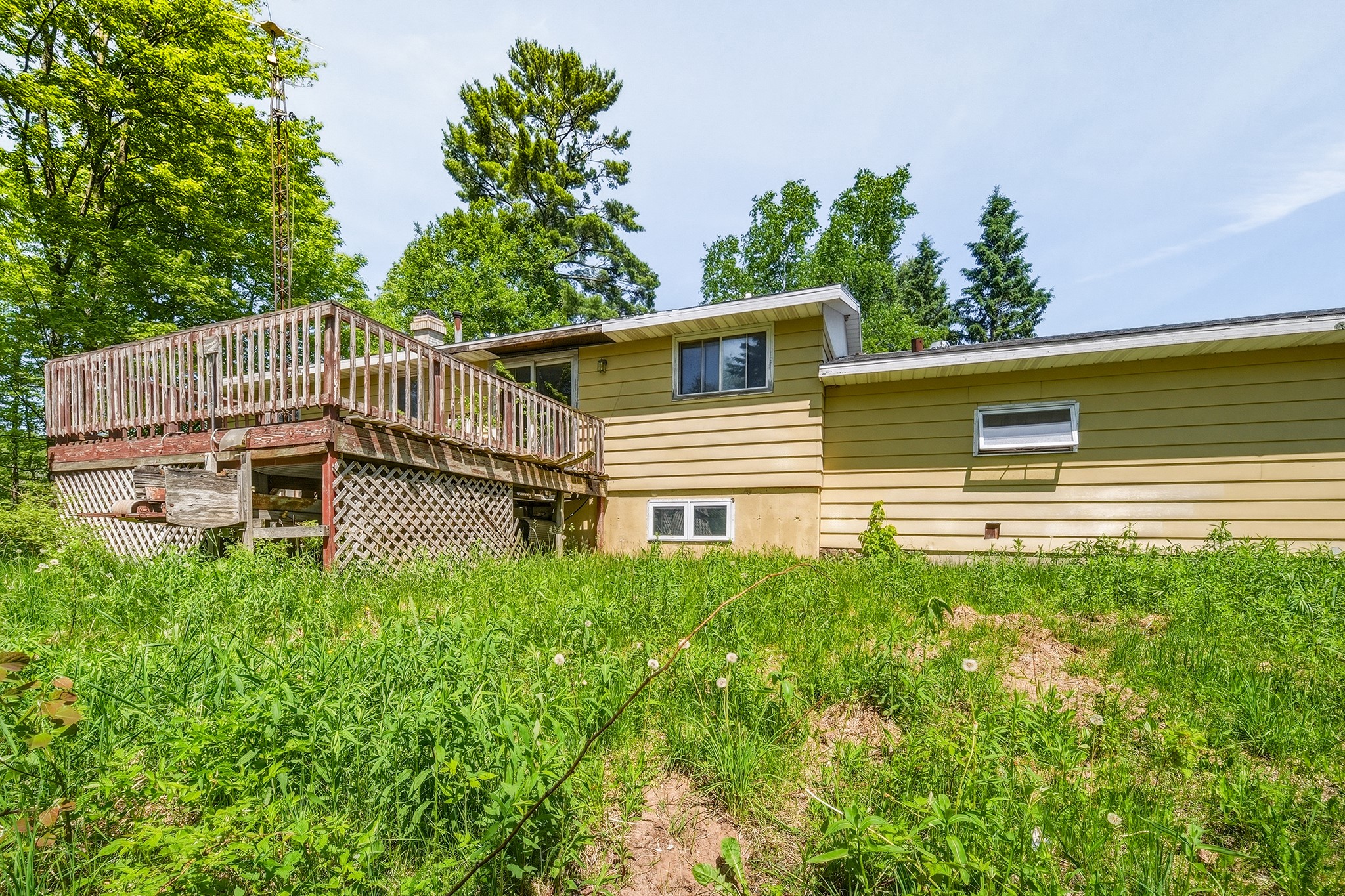 W8585 County Road M