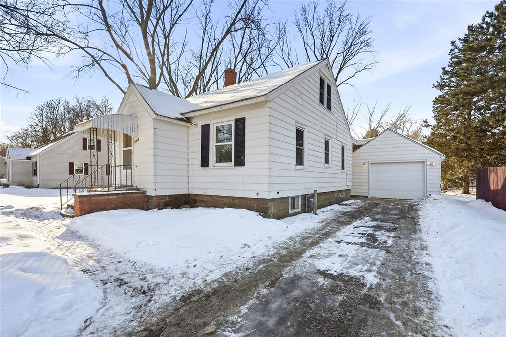 Photo of 2314 14th Street, Eau Claire, WI 54703 (MLS # 1598016)