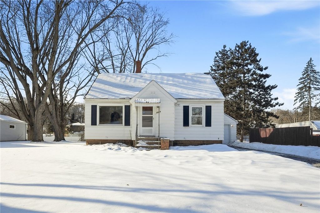 Photo of 2314 14th Street, Eau Claire, WI 54703 (MLS # 1598016)