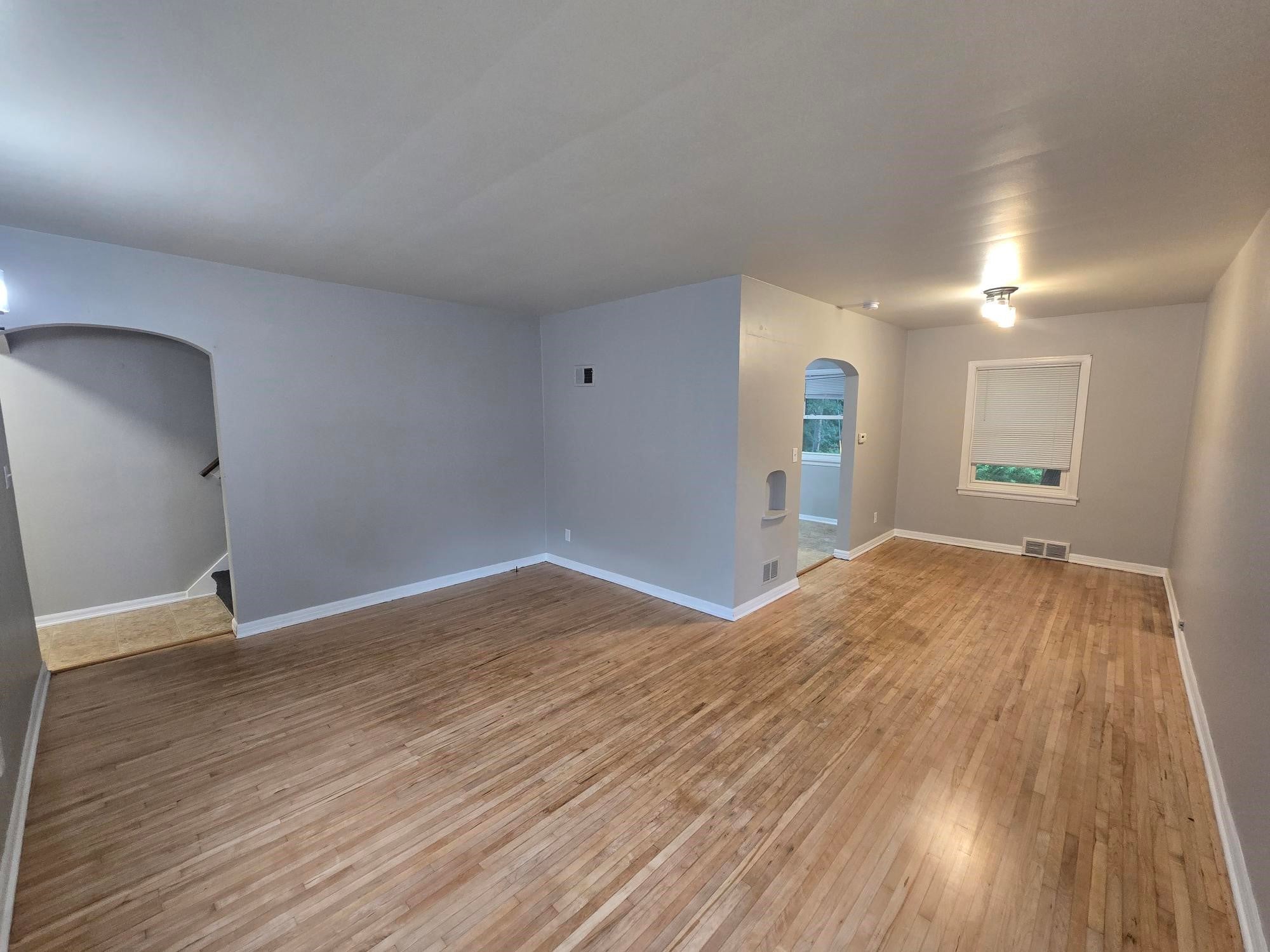 603 & 605 Ripley Avenue 603 605