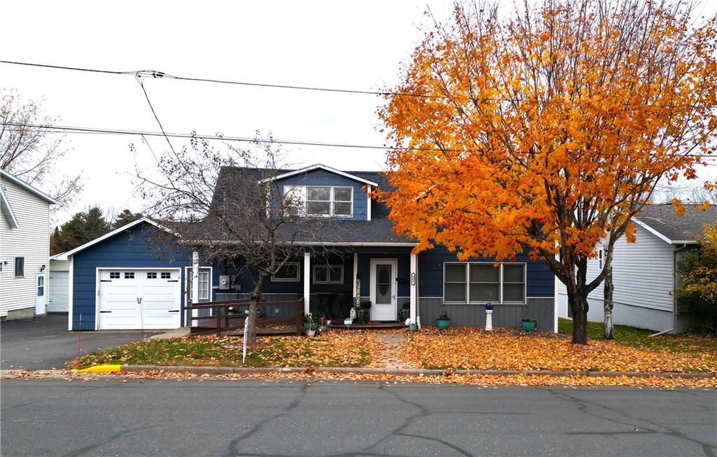 Photo of 805 Lake Avenue E, Ladysmith, WI 54848 (MLS # 1596707)