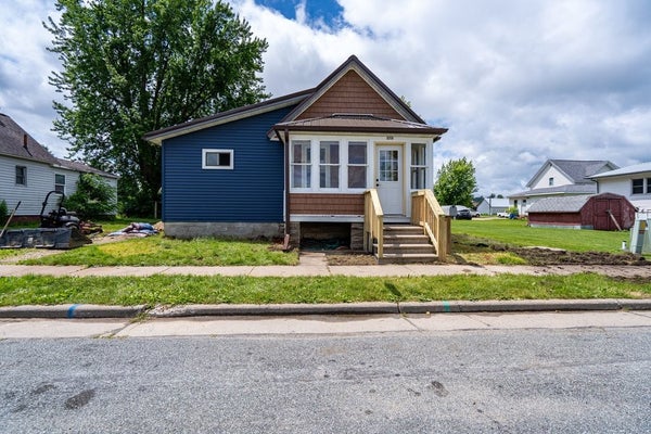215 S GILLESPIE AVE, ARCADIA, WI 54612 - Image 0efa2b322fe71bcbfb057df20857bc53/1249818677