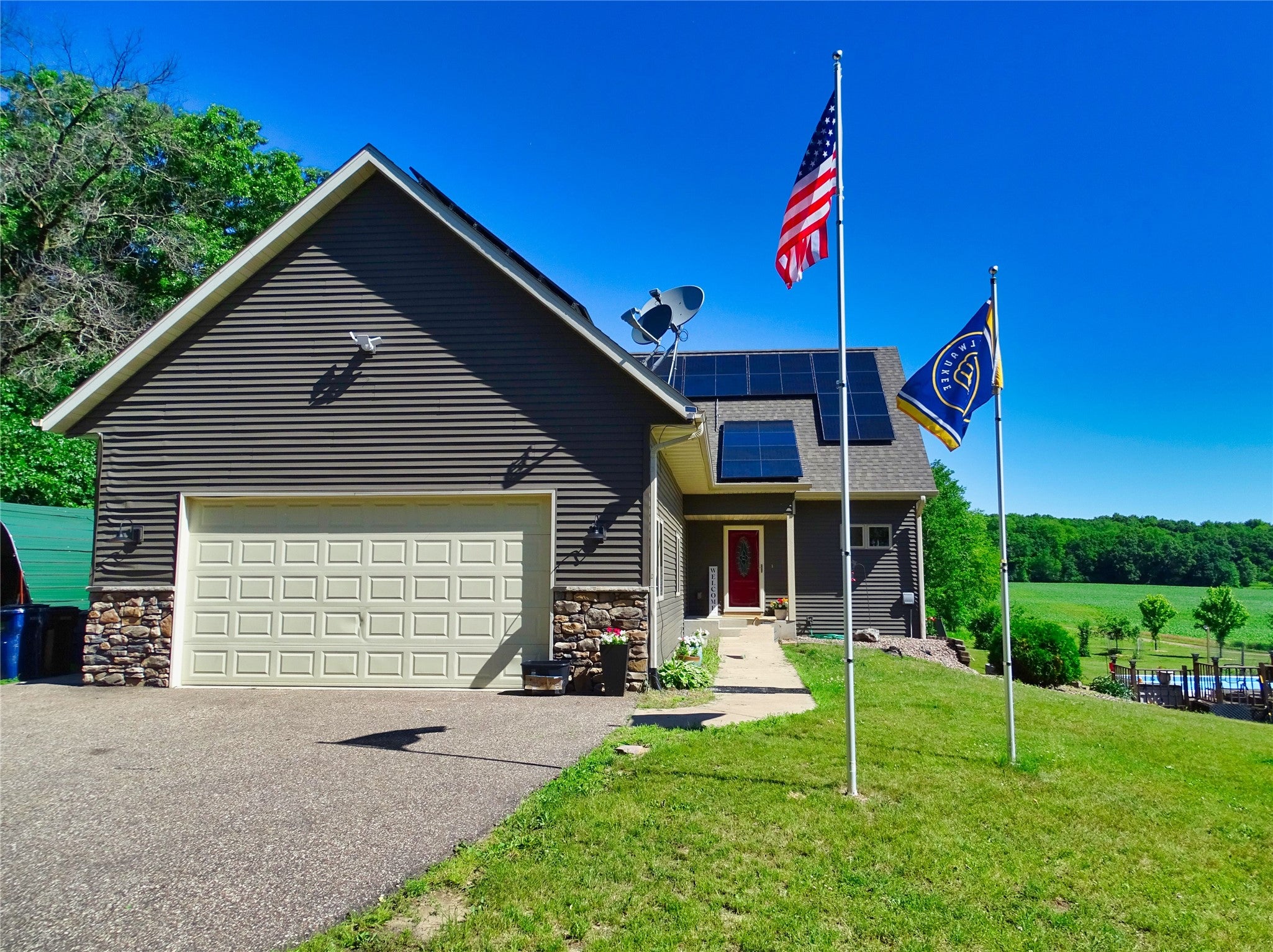 E560 Cedar Road