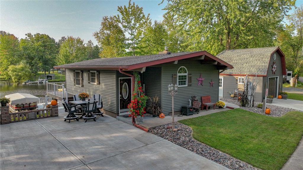 Photo of 27320 256th Street, Holcombe, WI 54745 (MLS # 1595443)