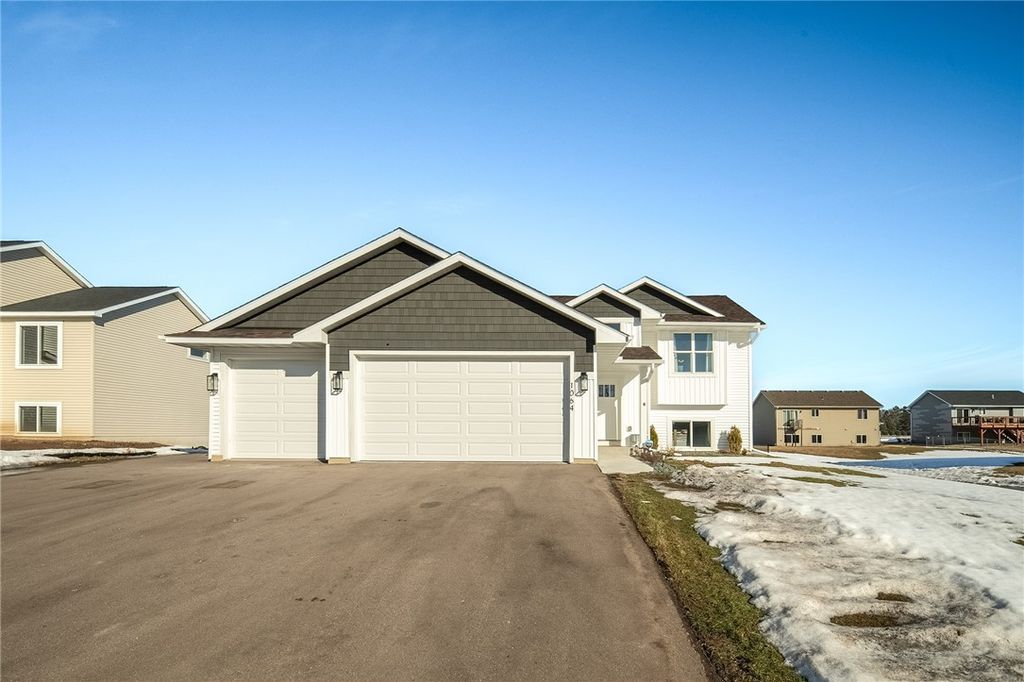 Photo of 1064 Sharptail Run, New Richmond, WI 54017 (MLS # 1598796)