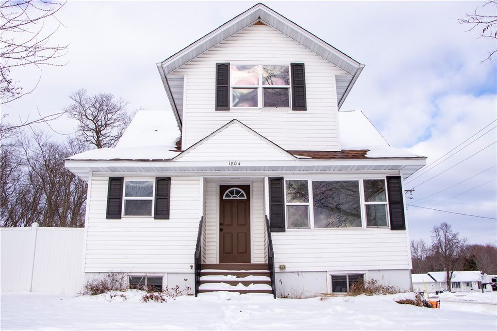 Photo of 1804 Cameron Street, Eau Claire, WI 54703 (MLS # 1597348)