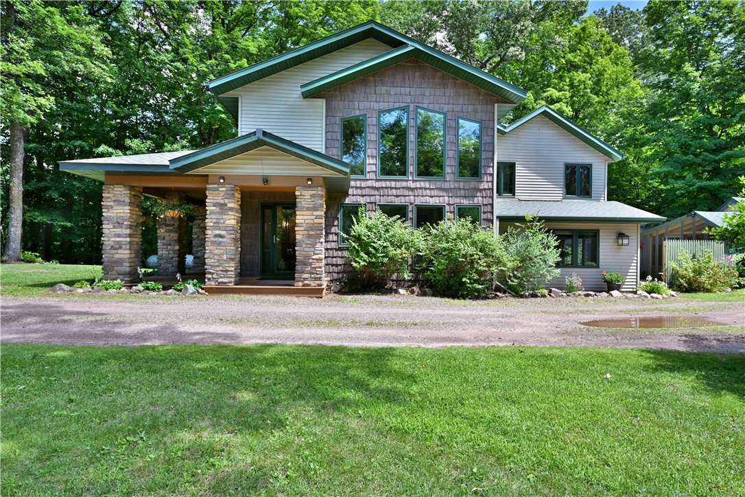 1 Home + 3 Cabins