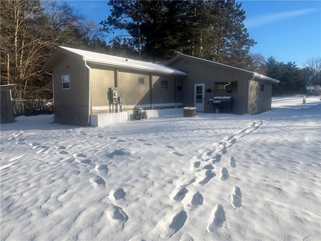 Photo of 1376 21 3/4 Street, Cameron, WI 54822 (MLS # 1596197)