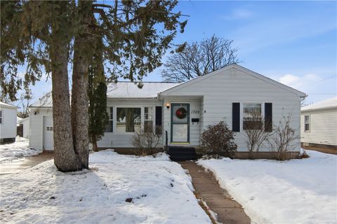 1709 Hopkins Avenue Eau Claire WI 54701