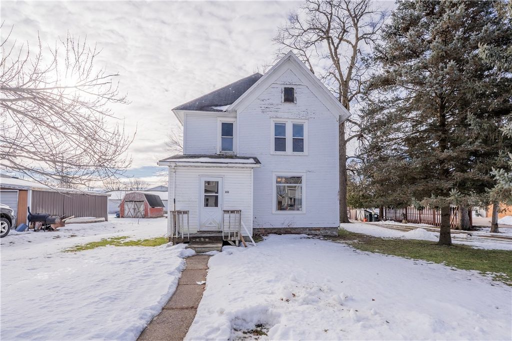 Photo of 606 W Brown Street, Augusta, WI 54722 (MLS # 1597837)